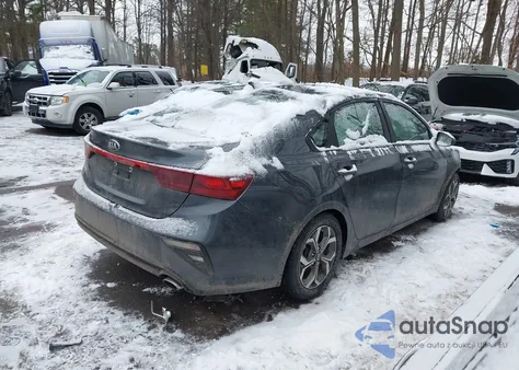 2021 Kia Forte Lxs из США, поврежденный, VIN 3KPF24AD4ME353612